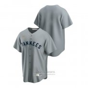 Camiseta Beisbol Hombre New York Yankees Cooperstown Collection Gris