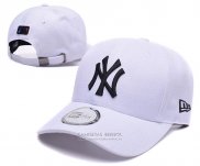 Gorra New York Yankees Blanco Negro2