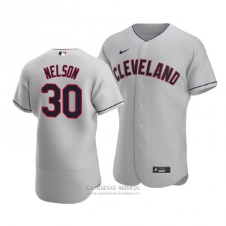 Camiseta Beisbol Hombre Cleveland Indians Kyle Nelson Autentico Road Gris