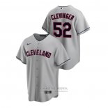 Camiseta Beisbol Hombre Cleveland Indians Mike Clevinger Road Replica Gris