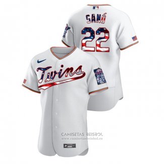 Camiseta Beisbol Hombre Minnesota Twins Miguel Sano 2020 Stars & Stripes 4th of July Blanco