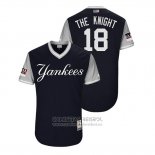Camiseta Beisbol Hombre New York Yankees Didi Gregorius 2018 LLWS Players Weekend The Knight Azul
