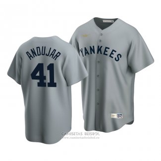 Camiseta Beisbol Hombre New York Yankees Miguel Andujar Cooperstown Collection Road Gris