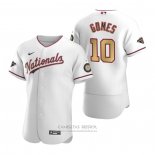 Camiseta Beisbol Hombre Washington Nationals Yan Gomes Gold-Trimmed Championship Autentico Blanco