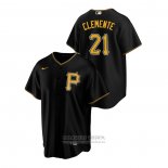 Camiseta Beisbol Hombre Pittsburgh Pirates Roberto Clemente Replica Alterno Negro