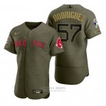Camiseta Beisbol Hombre Boston Red Sox Eduardo Rodriguez Camuflaje Digital Verde 2021 Salute To Service