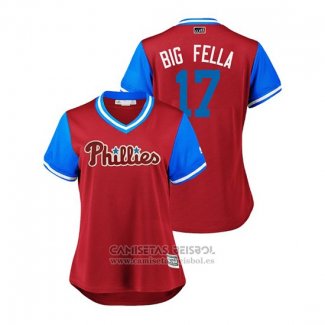 Camiseta Beisbol Mujer Philadelphia Phillies Rhys Hoskins 2018 LLWS Players Weekend Big Fella Scarlet