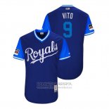 Camiseta Beisbol Hombre Kansas City Royals Drew Butera 2018 LLWS Players Weekend Vito Azul