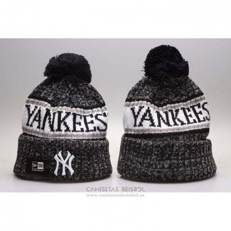 Gorro Beanie New York Yankees Blanco Negro